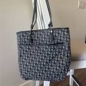 Stylish Dior-like bag with vintage diorissimo pattern